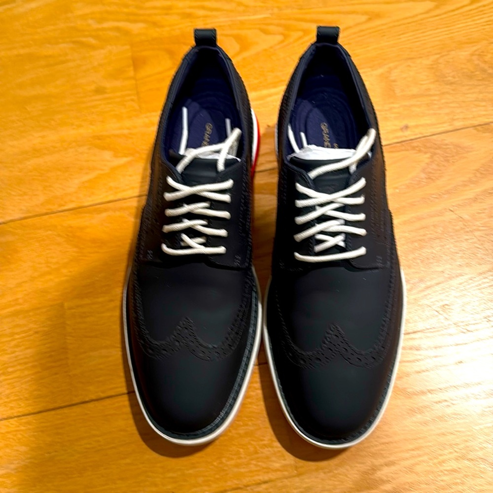 Cole Haan Grandevolution, size 9 M